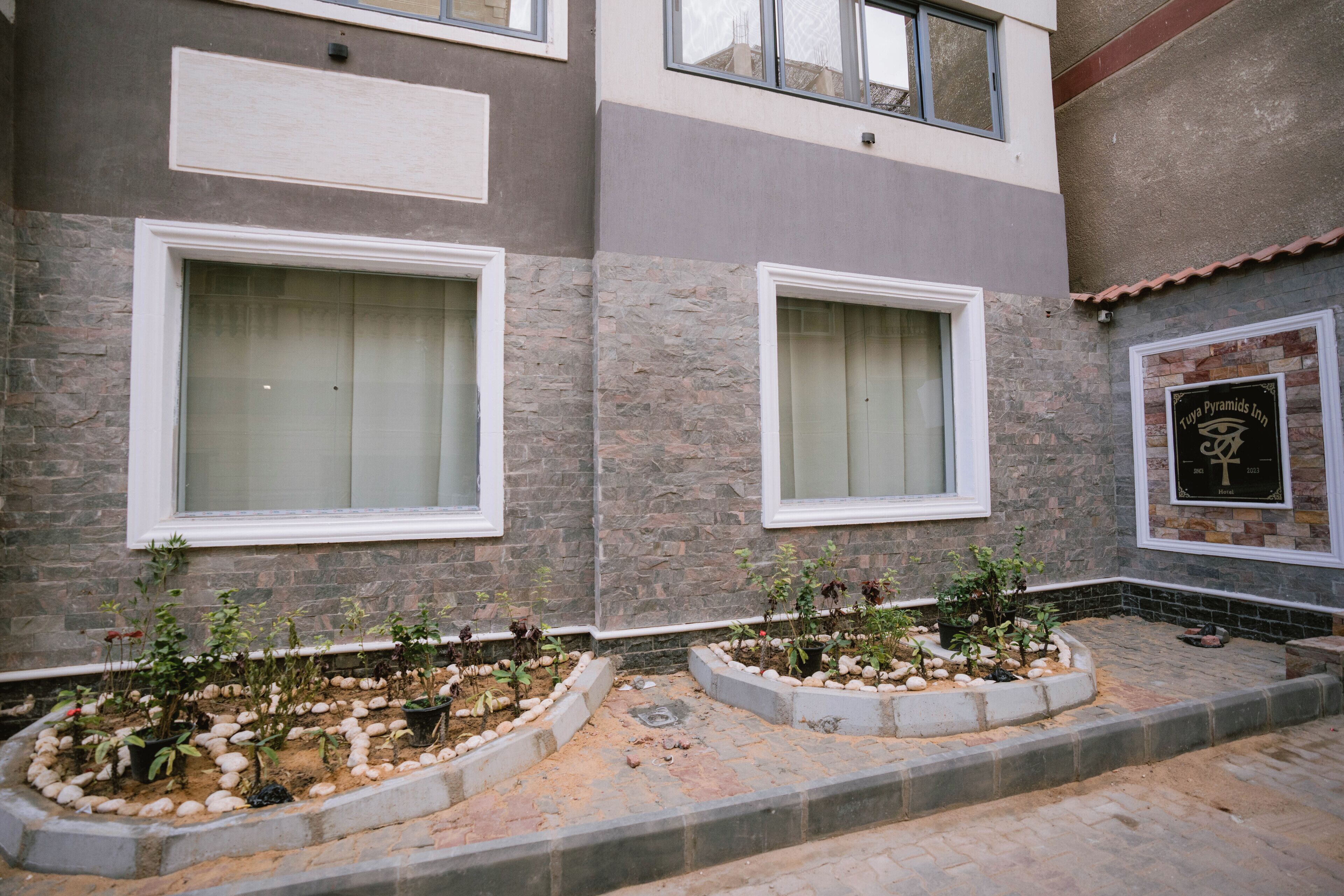 Foto - Tuya pyramids history view inn