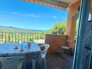 Dining - Greta's House (La Tozza)