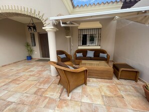 Terrace/patio - Villa Bolet        . (Chiclana de la Frontera)
