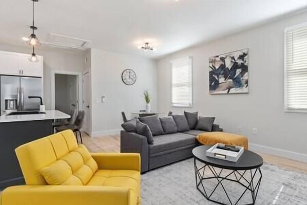 Smart TV, fireplace, offices