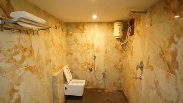 Classic Suite, City View | Bathroom | Soap, shampoo, toilet paper