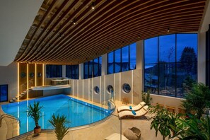 Indoor pool - Valedor Hotel Boutique&SPA (Busteni)
