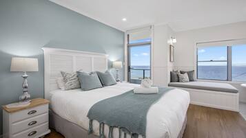 4 bedrooms, iron/ironing board, Internet, bed sheets