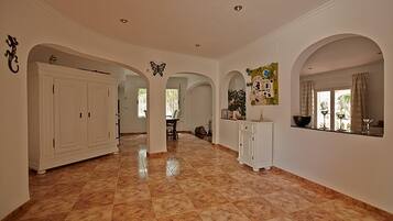 Villa | Interior