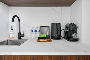 Deluxe-Suite, Küche | Eigene Küche | Wasserkocher