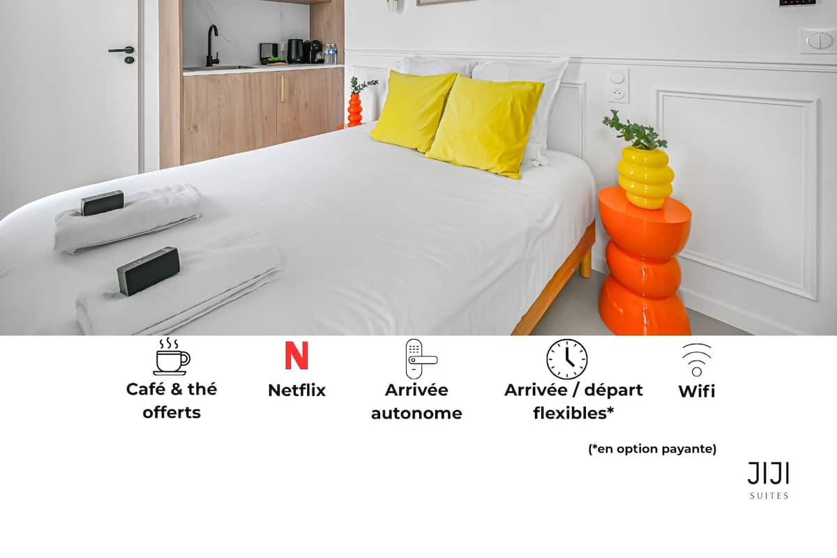 Comfort Suite, Kitchen | Egyptian cotton sheets, premium bedding, Select Comfort beds