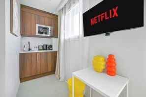 Deluxe-Suite, Küche | Bettwäsche aus ägyptischer Baumwolle, hochwertige Bettwaren