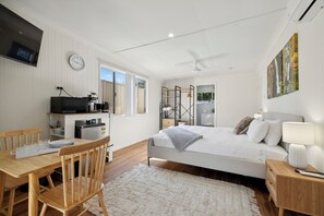 4 chambres, bureau, fer et planche à repasser, Wi-Fi gratuit