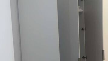 Apartment, 1 Bedroom, Accessible, Smoking | Interior