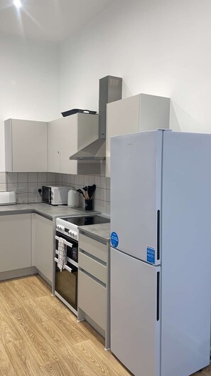 Apartment, 1 Bedroom, Accessible, Smoking | Bahagian dalam