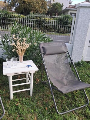 Property grounds - Family house, near Mauret beach with garden, sleeps 6 (Andernos-les-Bains)