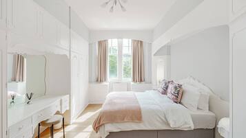 3 soverom, strykejern/-brett, reiseseng for barn og wi-fi