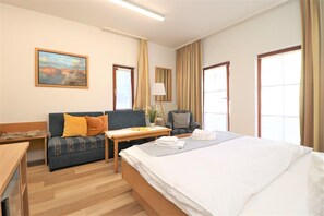 1 bedroom, free WiFi, bed sheets