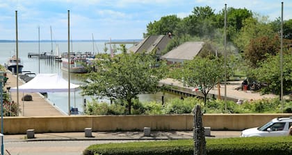 Double room with balcony and Bodden view directly at the harbor of Wustrow