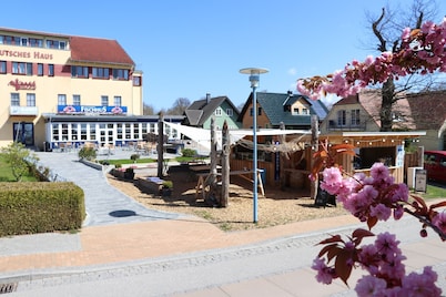 Apartment with guest WC directly at the harbor of Wustrow