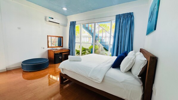 5 soverom, strykejern/-brett, wi-fi og sengetøy