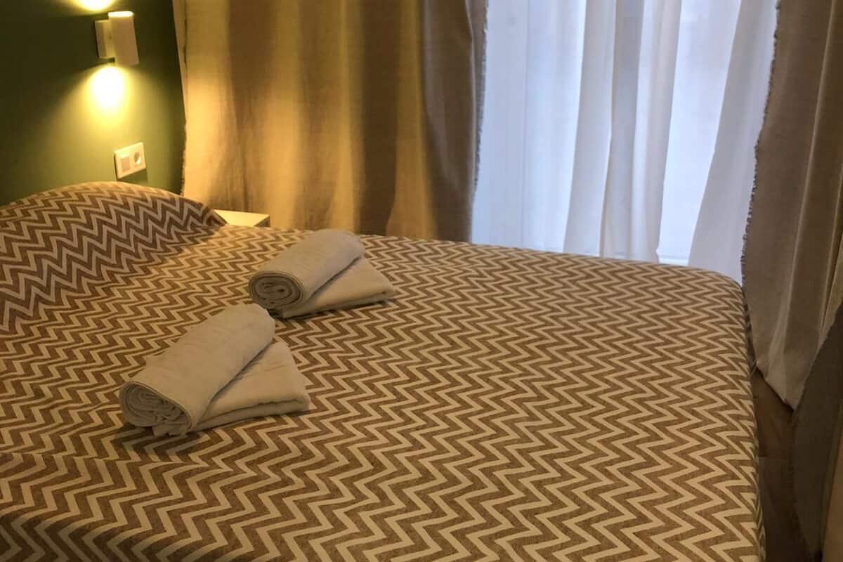 1 bedroom, premium bedding, down duvets, iron/ironing board