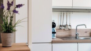 Studio | Private kitchen - Ria Apartment (Como)