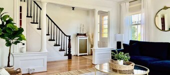 Maxson House Mystic – Easy Walk to Downtown