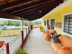 Lanai - Pousada B&B (Capivari)