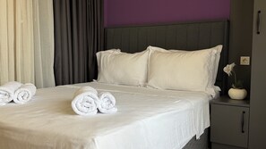 Appartement Design, 2 chambres, balcon, vue sur la cour intérieure | 2 chambres, literie de qualité, décor unique, ameublement unique
