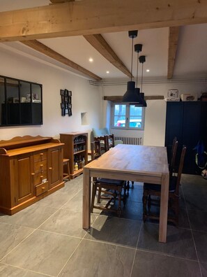 Dining - Country house (Sauvat)