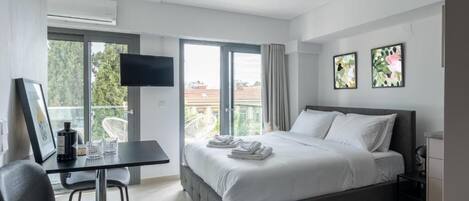 1 chambre, fer et planche à repasser, Wi-Fi gratuit, draps fournis