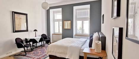 Căn hộ, quang cảnh thành phố | 4 phòng ngủ, bộ đồ giường cao cấp, minibar với thức uống miễn phí