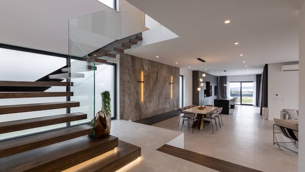 別墅 (Five Bedroom Villa with Pool) | 樓梯