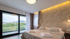 別墅 (Five Bedroom Villa with Pool)