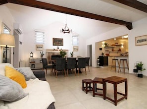 Villa (Three Bedroom Villa) | Living room