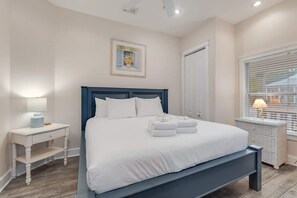 3 soverom, strykejern/-brett, reiseseng for barn og wi-fi (inkludert)