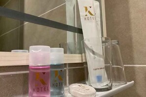 Room - K Hotel (Donggongon)