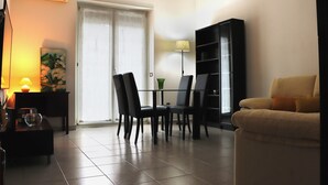 Apartment | Living area - Miko Apartment (Legnano)