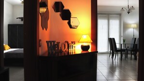Interior entrance - Miko Apartment (Legnano)