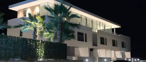 Apartment (Two Bedroom Apartment with Terrace) | Exterior