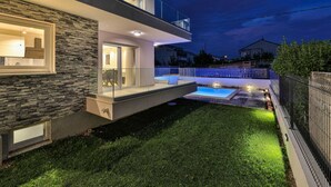 빌라 (Six Bedroom Villa) | 외관