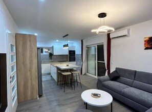 House (Four bedroom Holiday Home with Pool) | Living room - Bright and Tranquil Holiday Home With Pool (Kastela)