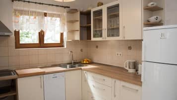Villa (Six Bedroom Villa with Pool) | Private kitchen | Fridge