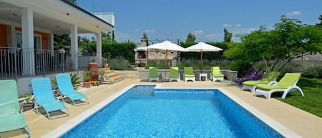 Villa (Four Bedroom Villa with Pool) | Outdoor pool