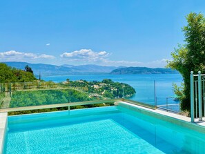 A heated pool - Kalami Beach Villa with private heatable pool (Vlachatika)