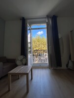 Appt 3 - Résidence le Repos des Thermes - T2 avec balcon | Living area