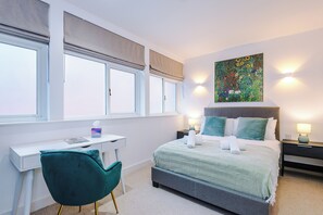 Luxury Townhome, 2 Bedrooms, Balcony, City View