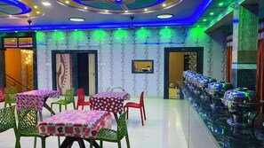 Dining room - Hotel Royal Island - Sundarban (Basirhat)