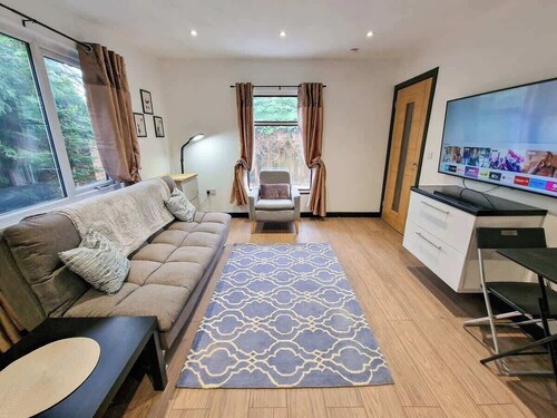 Kirkby Bungalow by City SuperHost