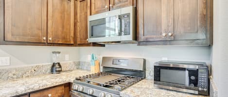 Nhà (3 Bedrooms) | Nội thất