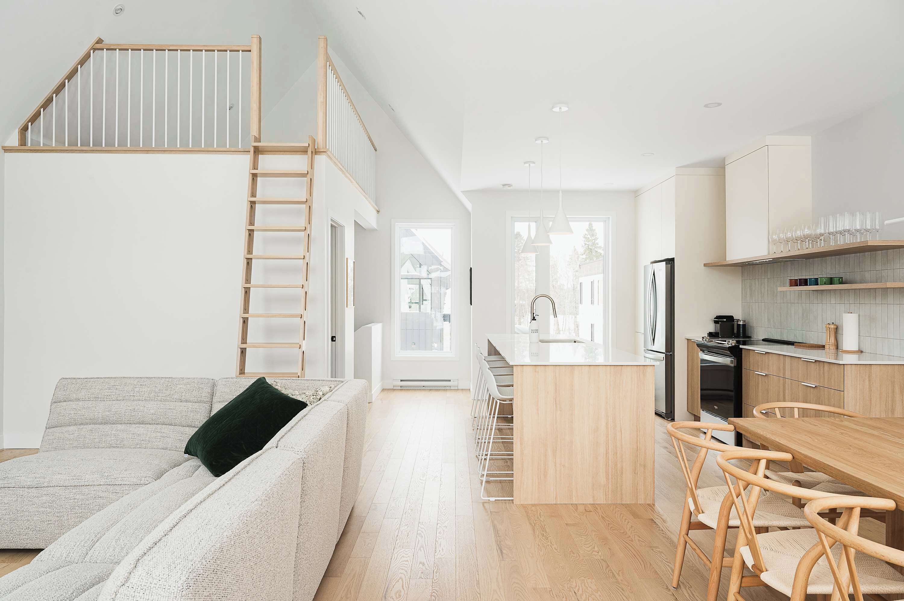 电视、壁炉、桌上足球、立  体声音响