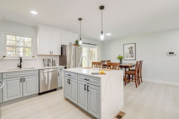 House (4 Bedrooms) | Interior