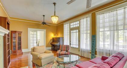 1 Mi to Dtwn Meridian: Historic Home w/ Porch!