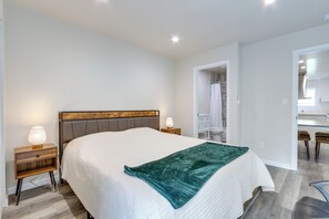 House (2 Bedrooms) | Interior - Steps to Town & River: Modern Monte Rio Retreat (Monte Rio)